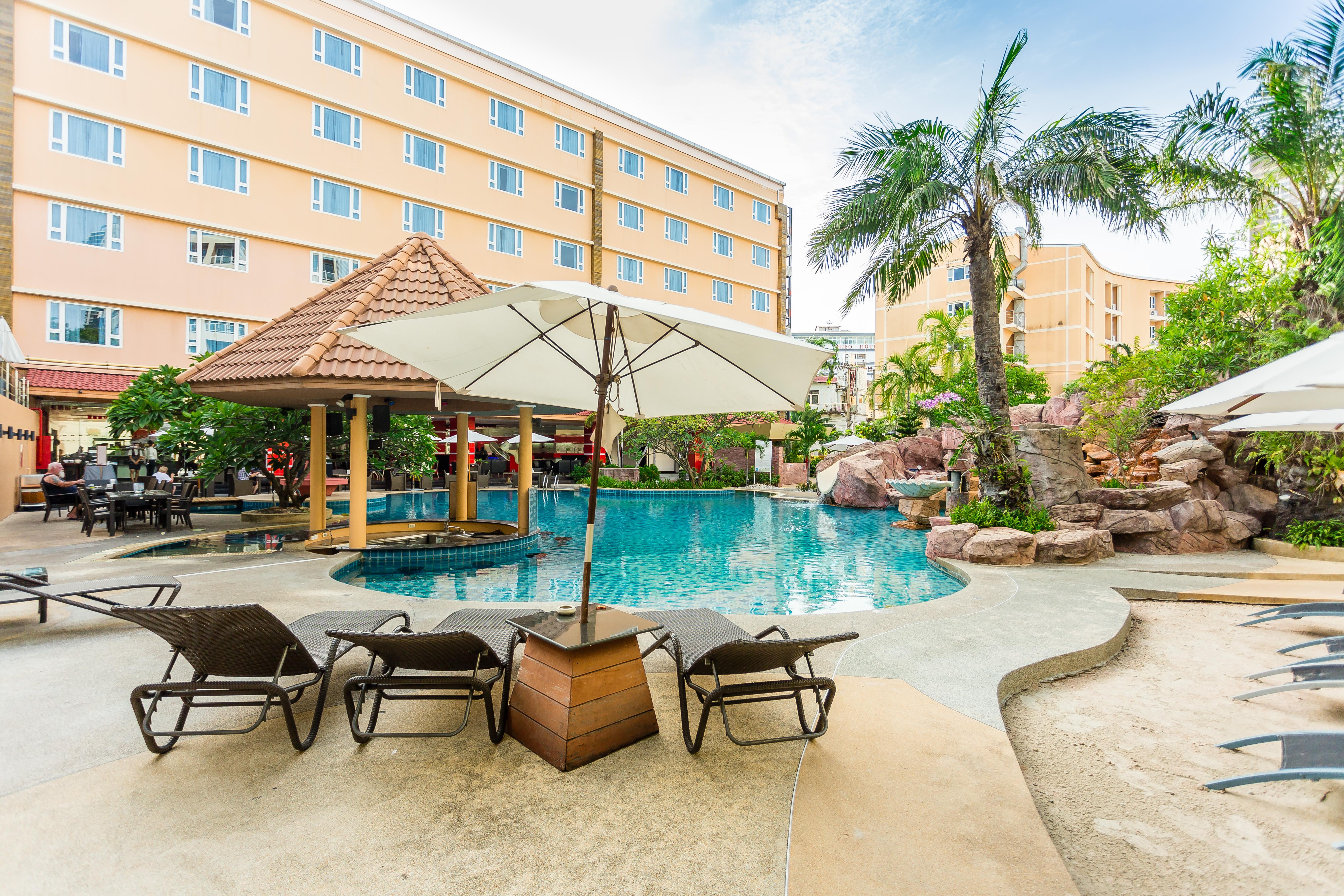 Nova Platinum Hotel Паттайя Экстерьер фото